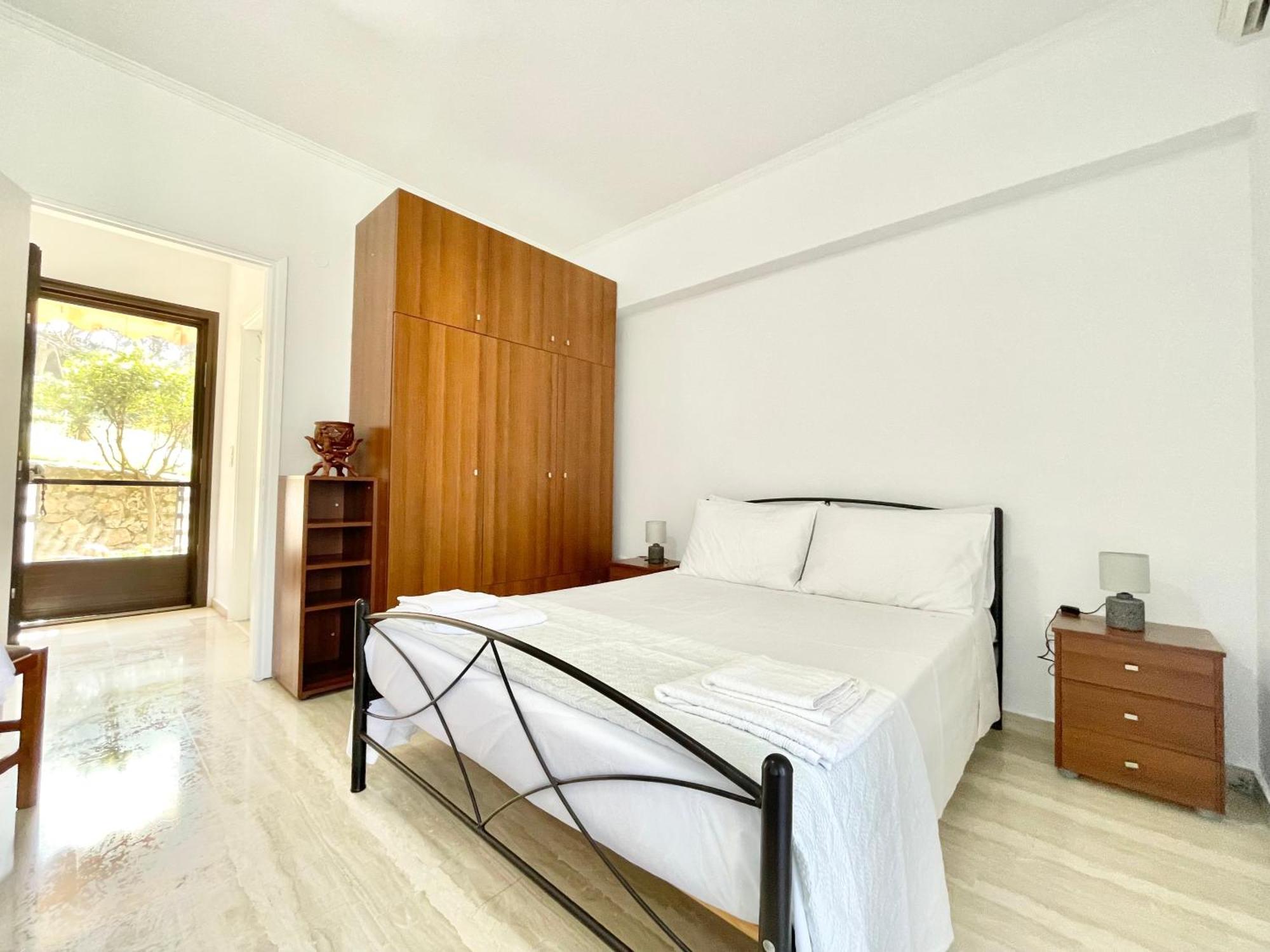 Maria'S House Apartment Перама Екстериор снимка